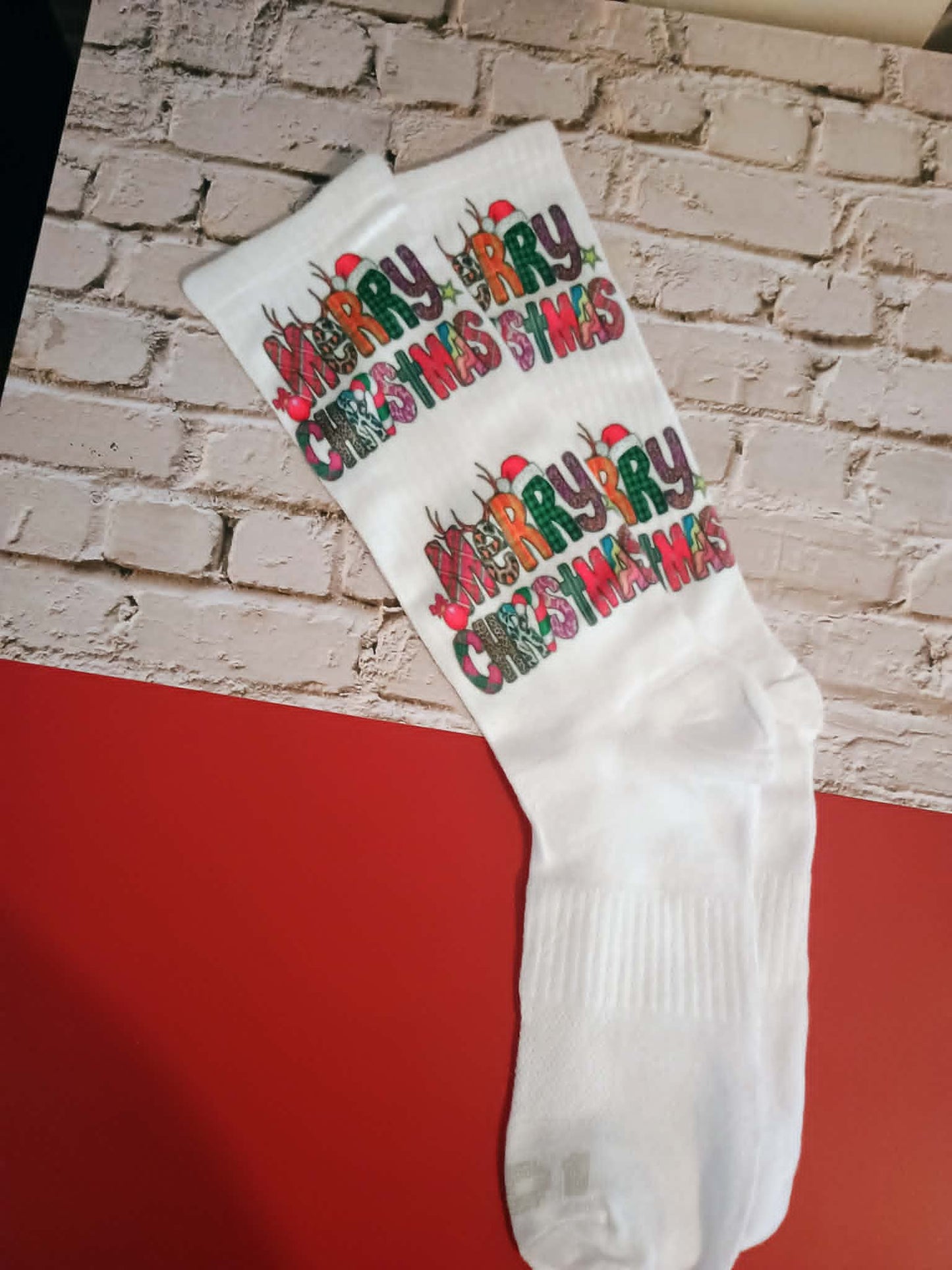 Christmas socks~Athletic Crew~Merry Christmas