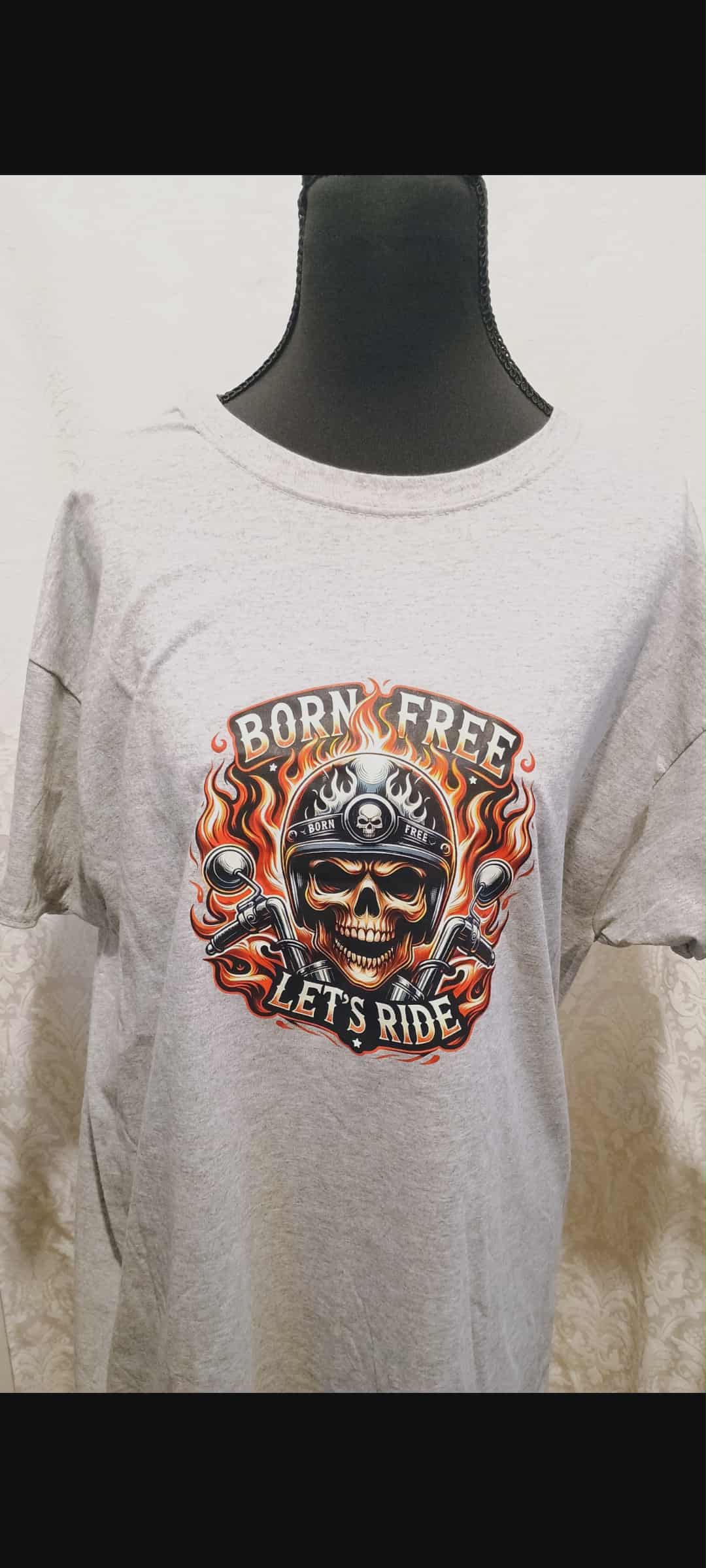 Men's t-shirt large~Born free lets ride