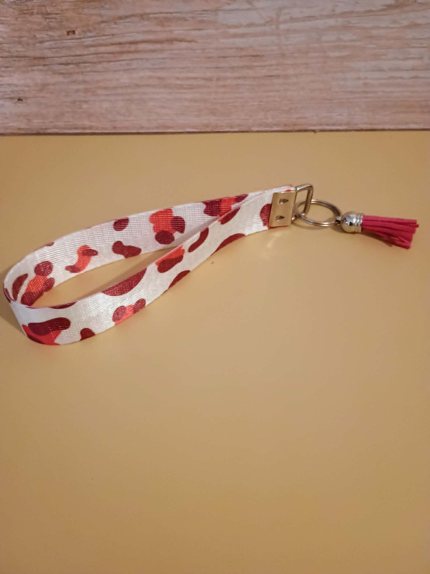 Wristlet keychain~Pink leopard