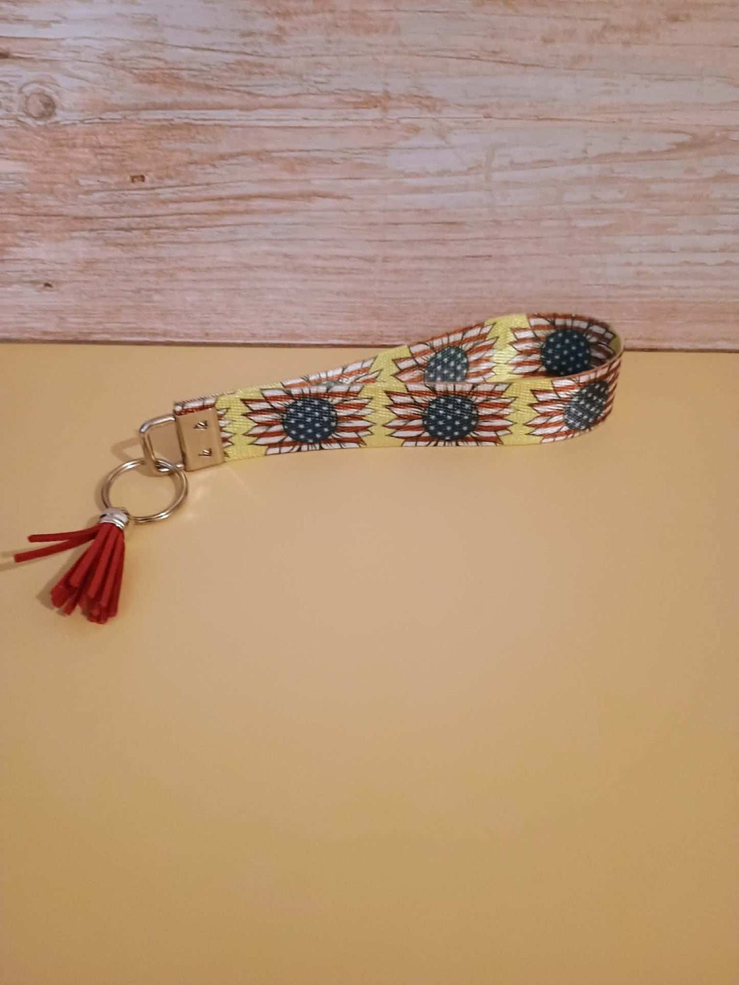 Wristlet keychain~yellow with flowers