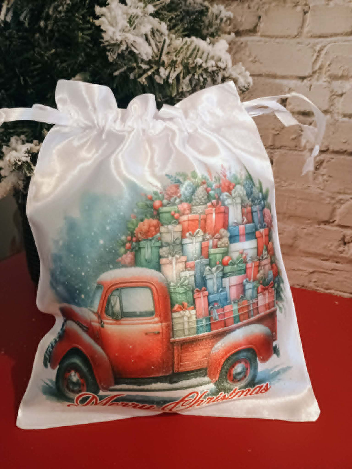 Christmas drawstring bag~Red truck, presents, tree