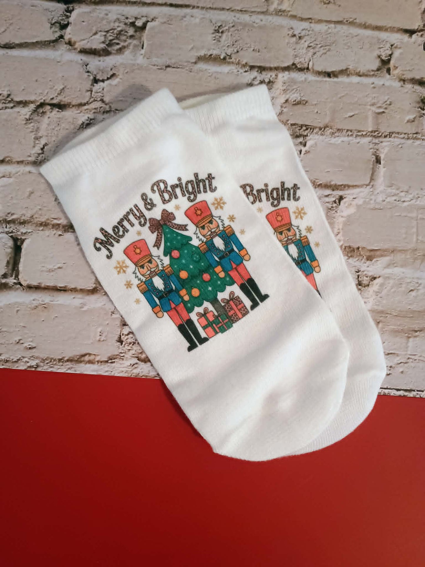 Christmas socks~low cut ankle~Merry and Bright