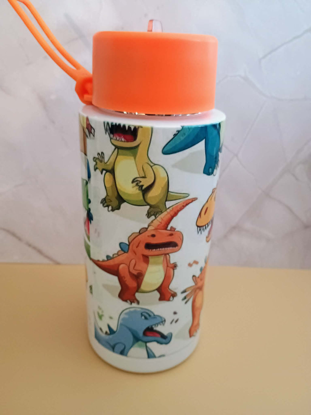 34 oz Sports water bottle~dinosaurs