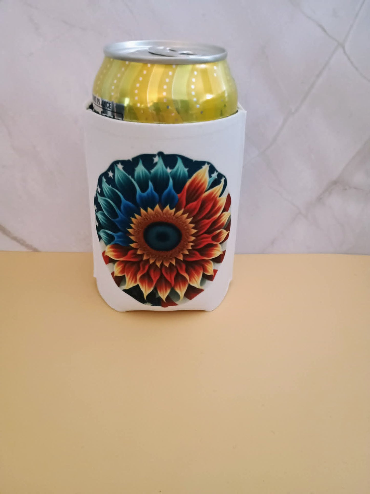 Can koozie~flower