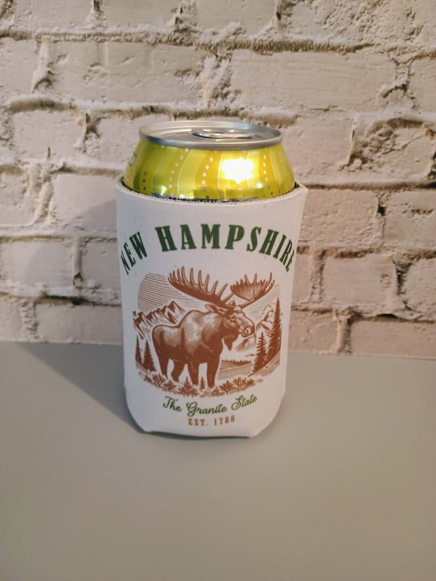 Can koozie~New Hampshire moose