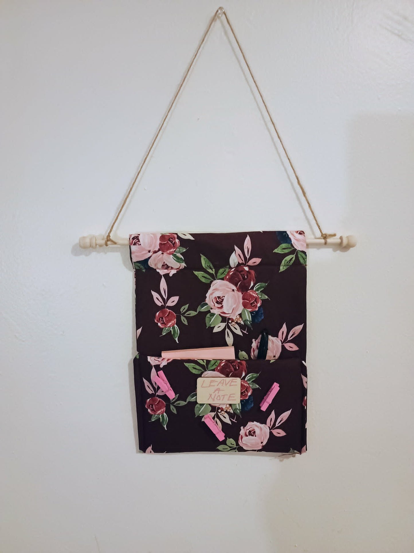 Leave a note door hanging~floral burgundy