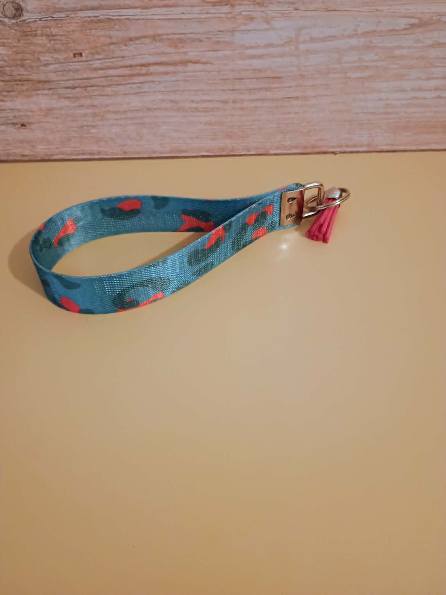 Wristlet keychain~blue leopard