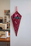 Scissor holder~red