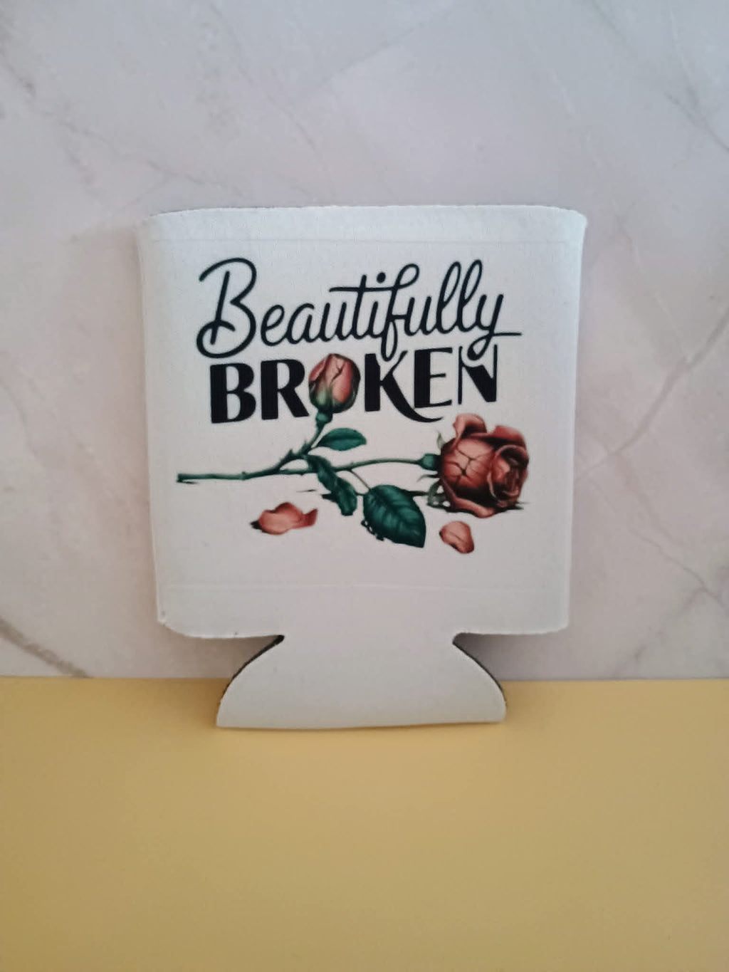 Can koozie~Beautifuly BROKEN