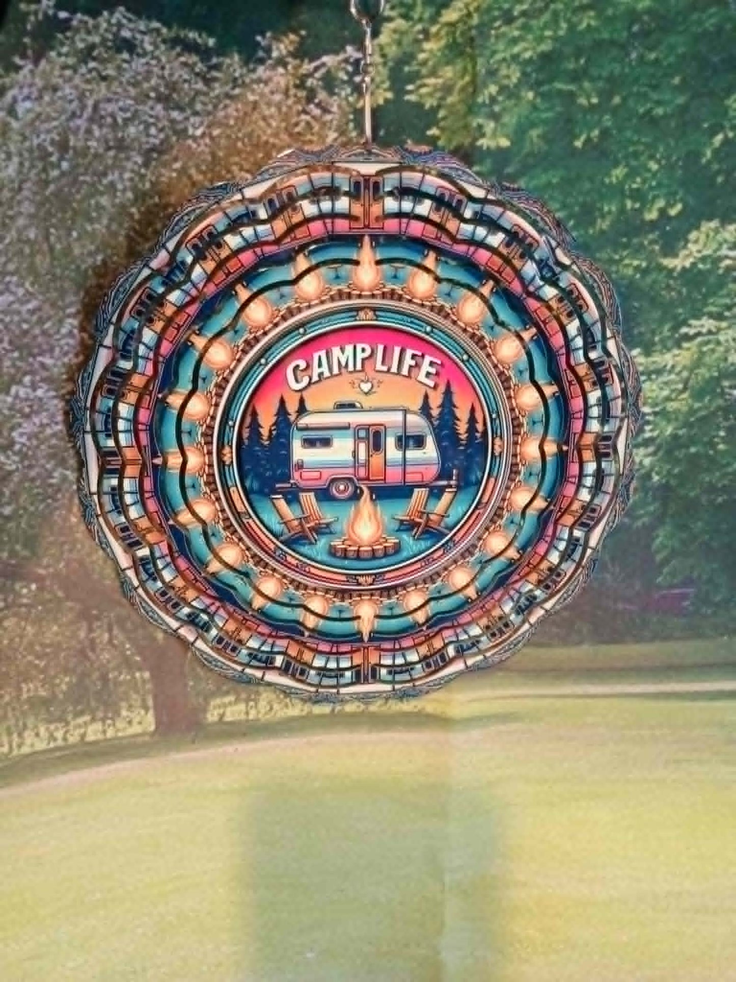 Round wind spinner~Camp life