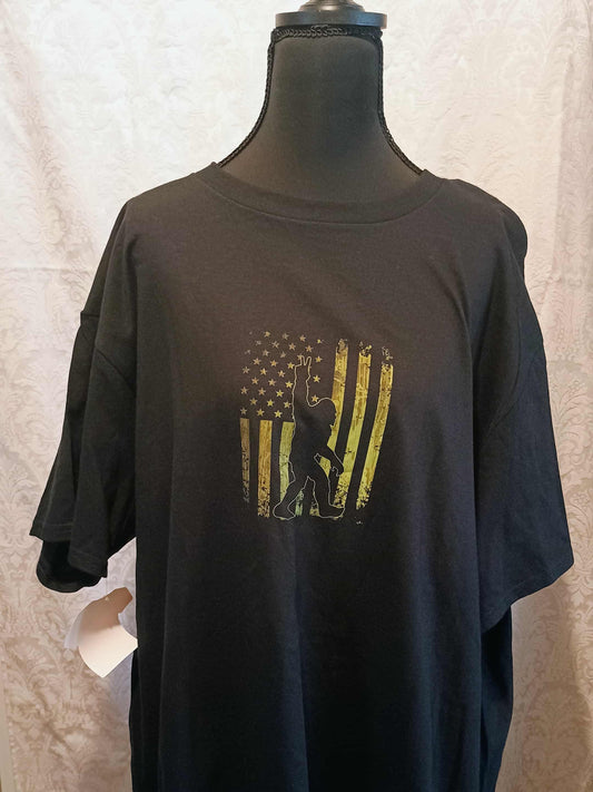 Men's t-shirt 2XL~Bigfoot flag
