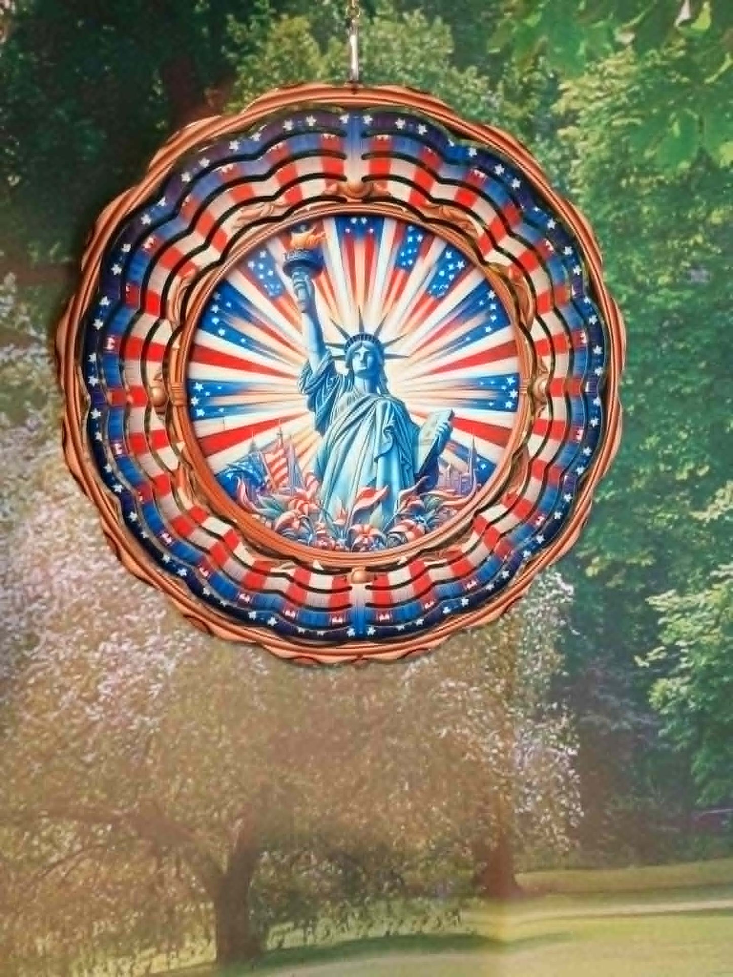 Round wind spinner~Statue of Liberty