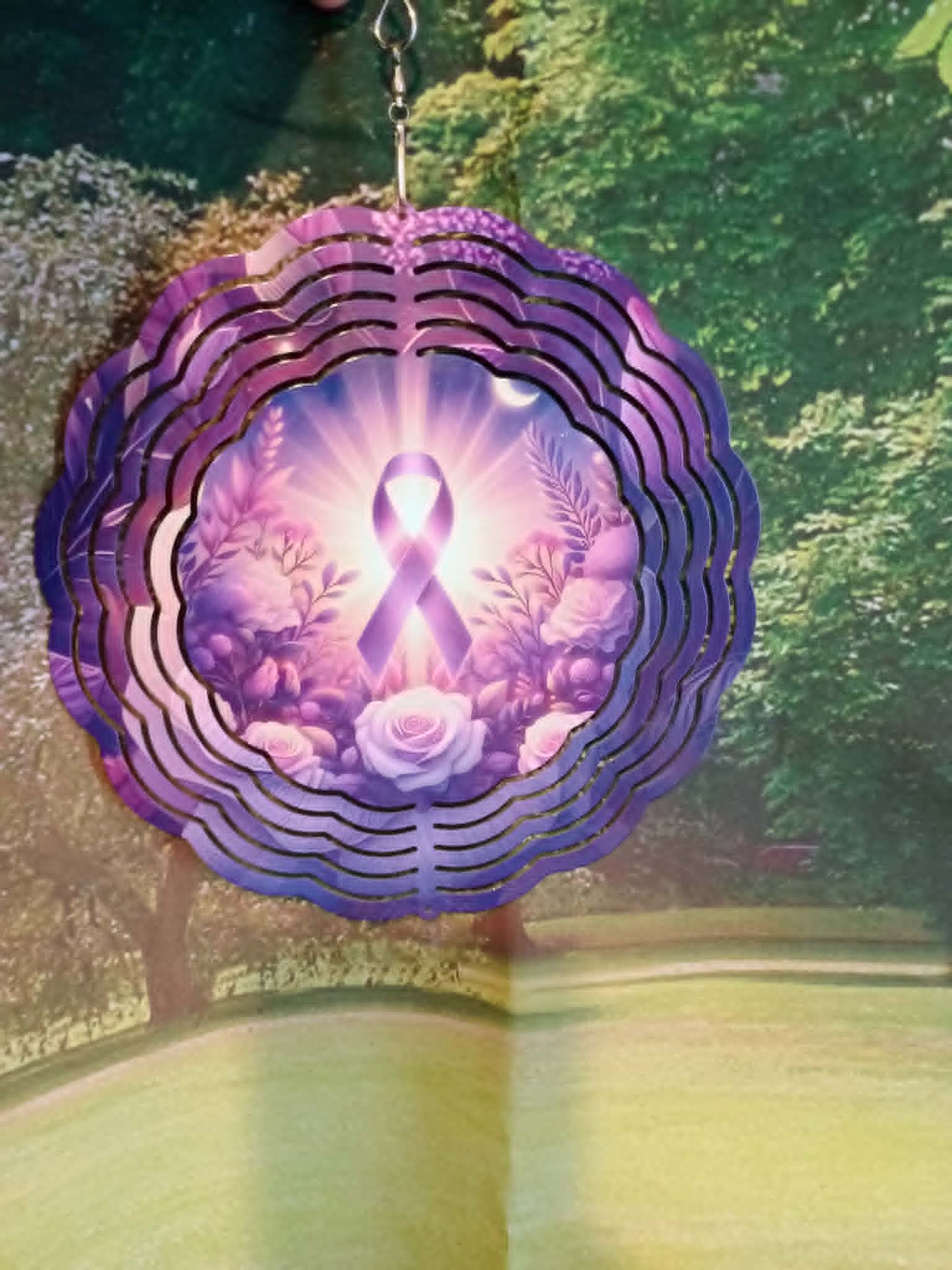 Round wind spinner~Purple ribbon